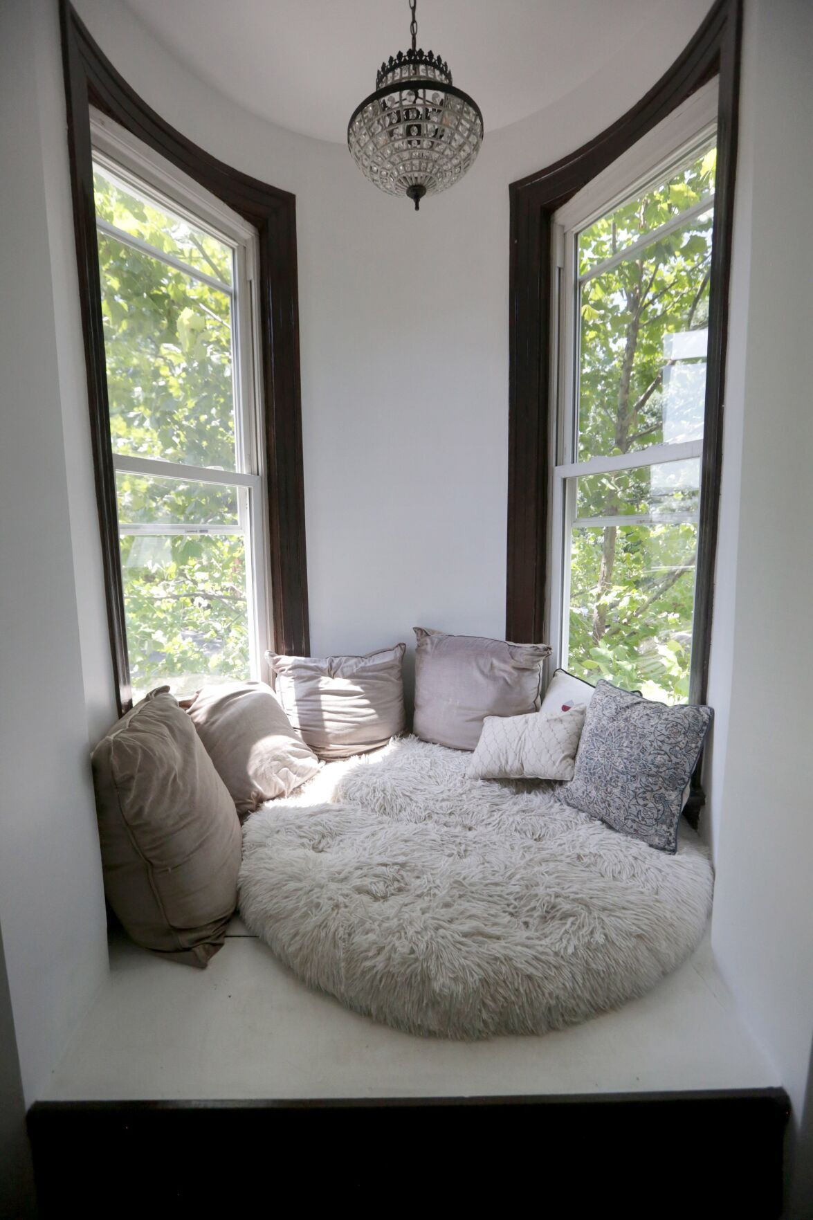 At Home with Keri Morgan and Steve Schmidt in Tower Grove